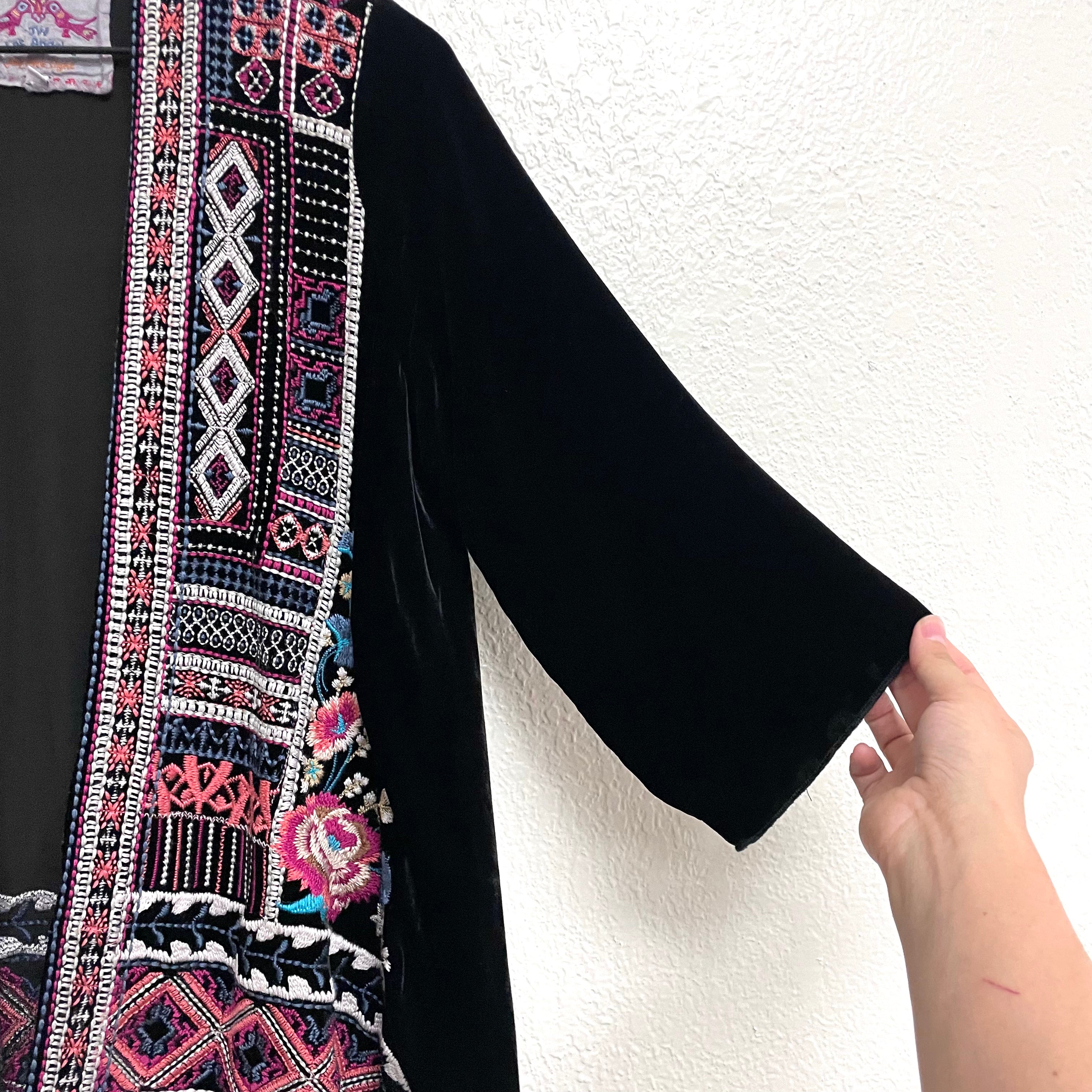 Embroidered Cardigan