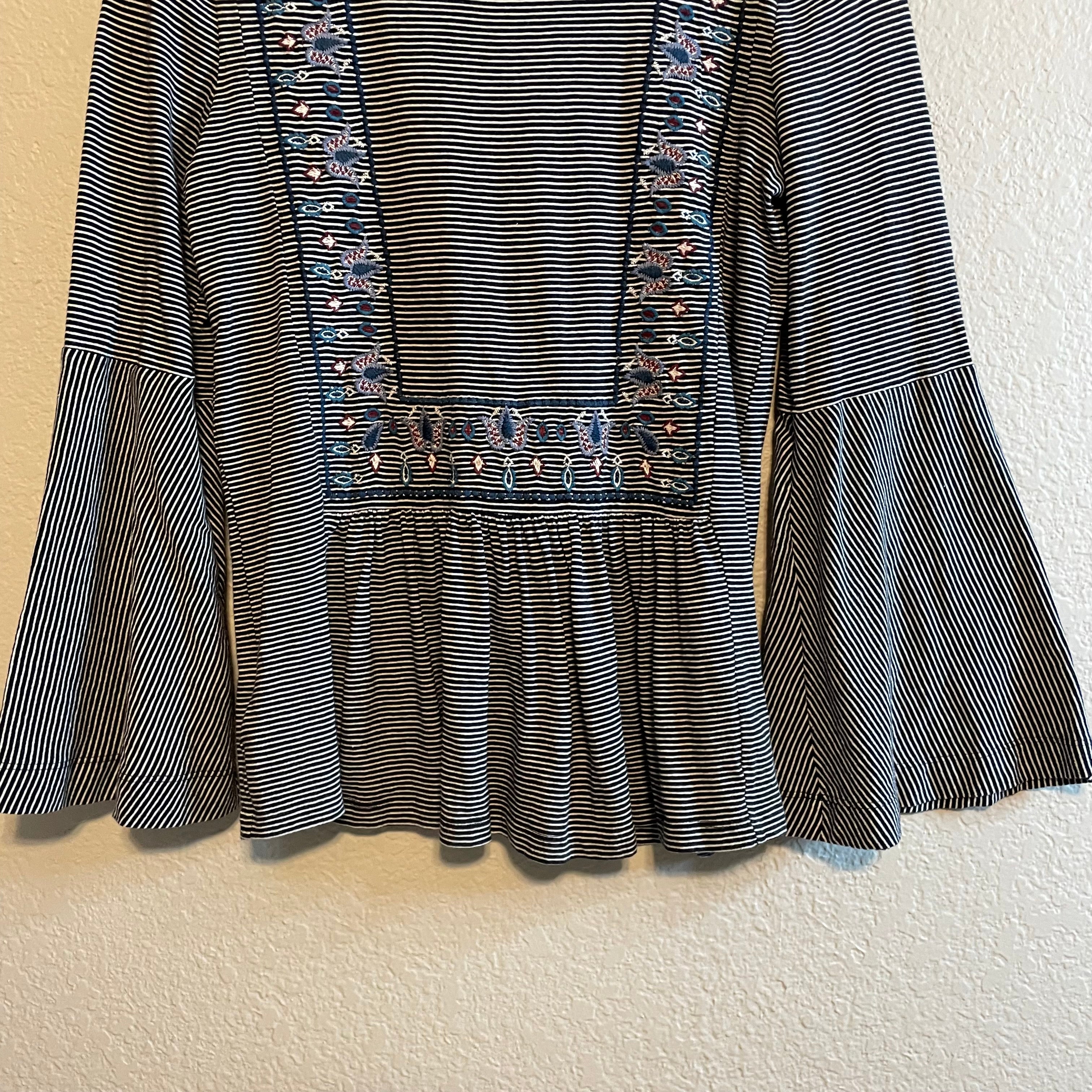 Embroidered Flare Sleeve Top