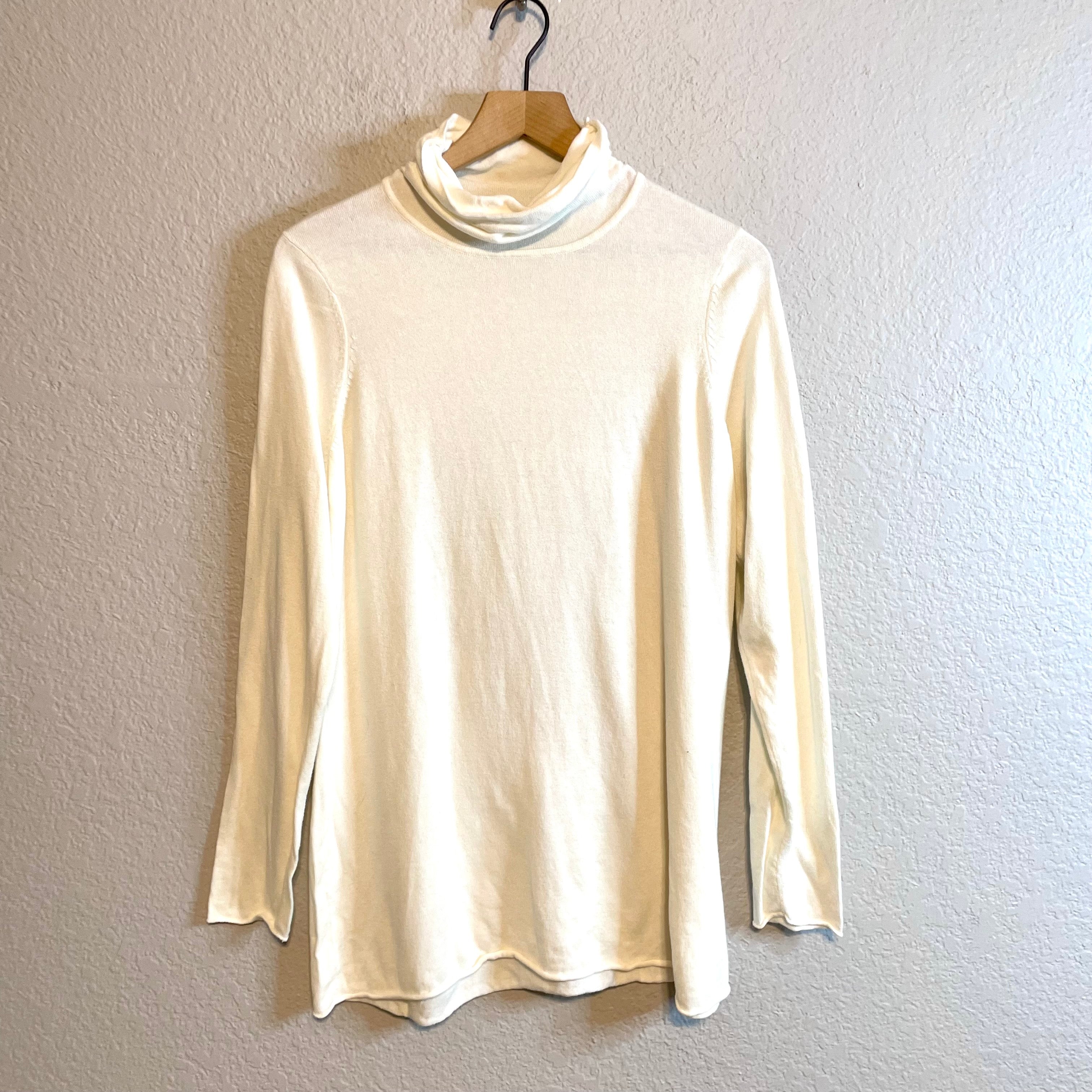 Mock Neck Light Sweater