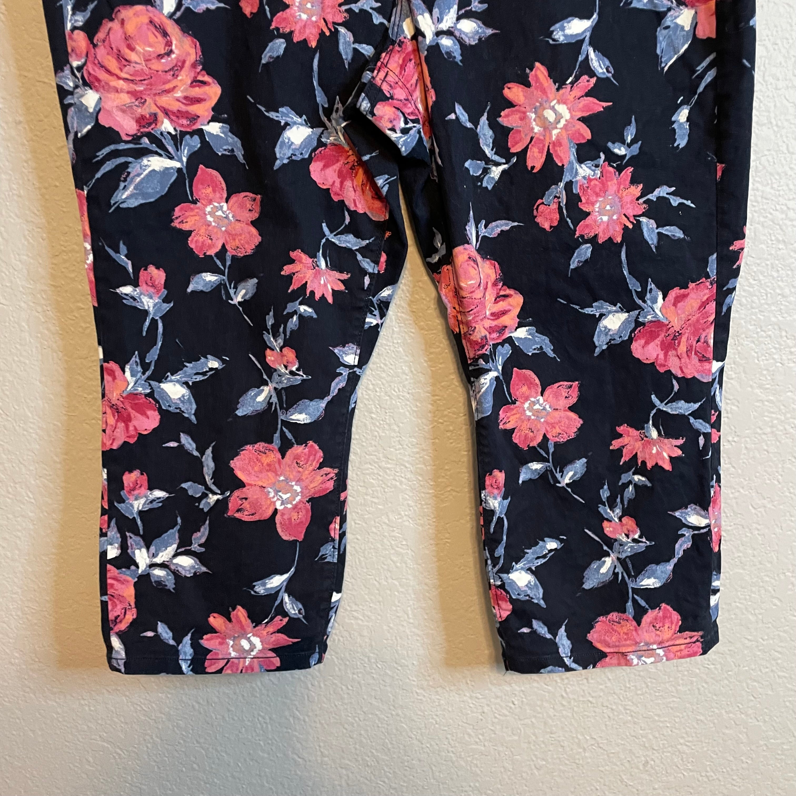 Floral Crop Pants