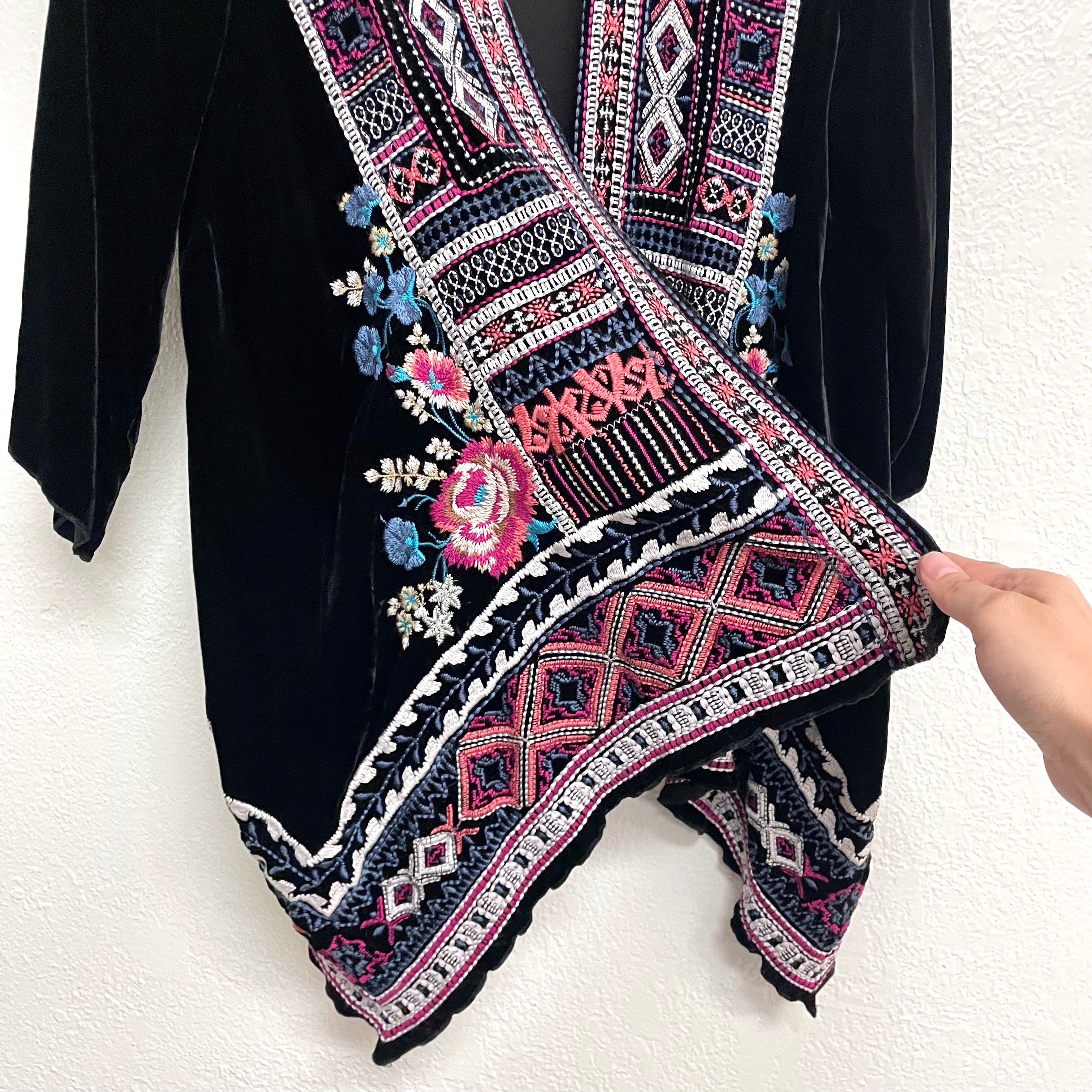 Embroidered Cardigan