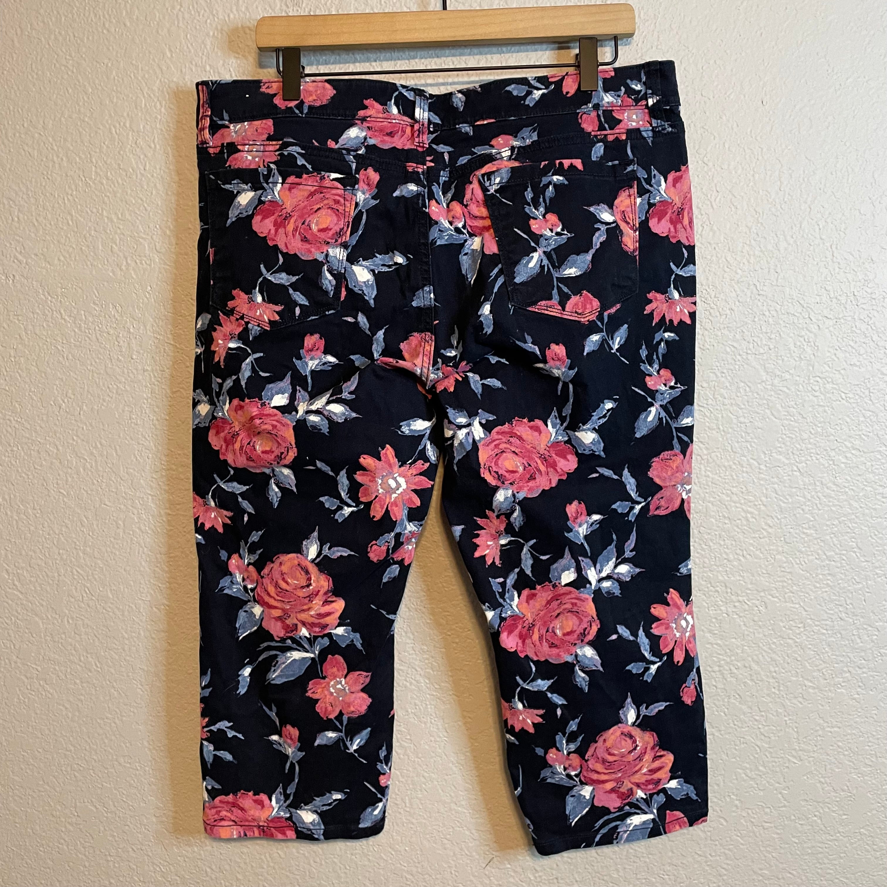 Floral Crop Pants