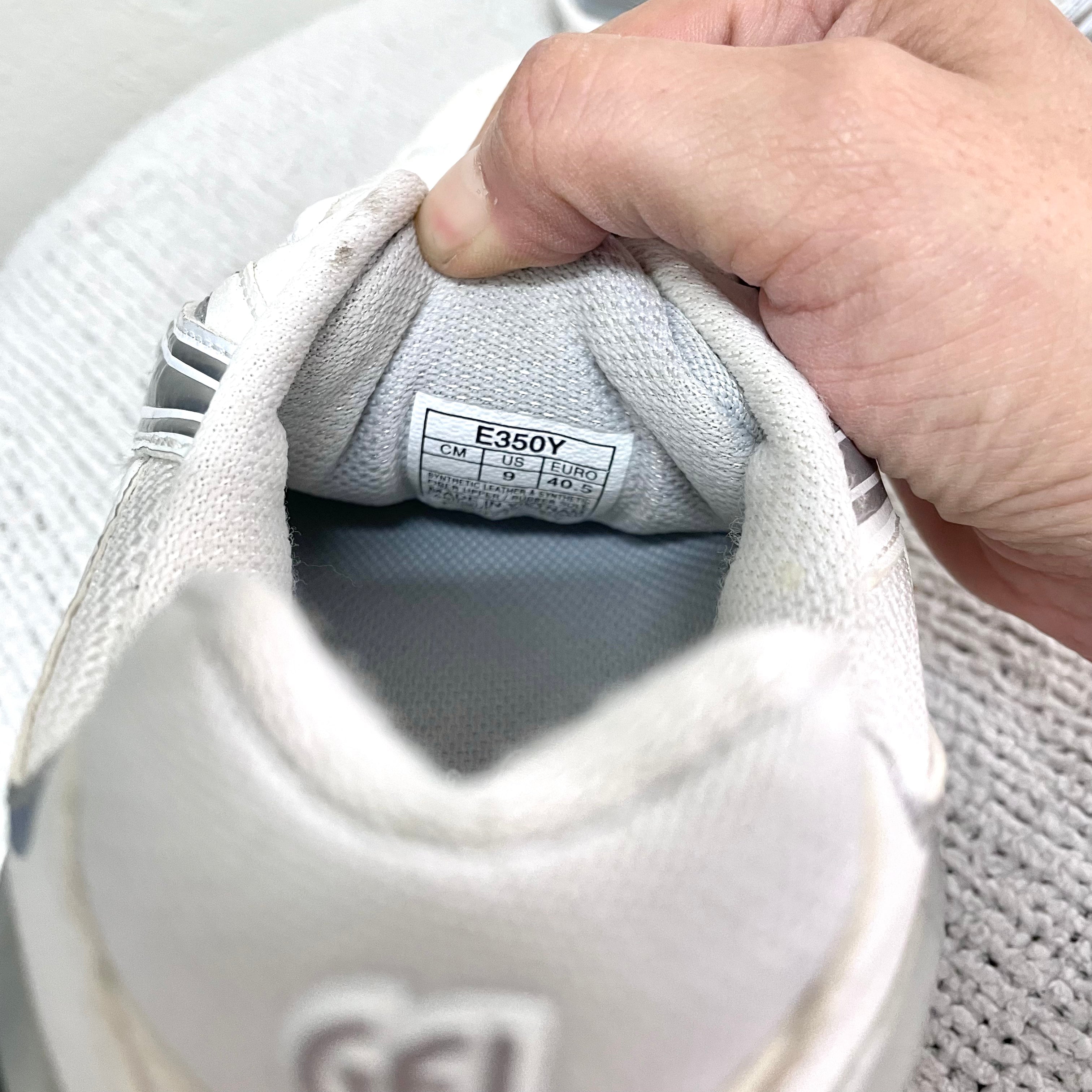 Gel-Resolution Sneakers