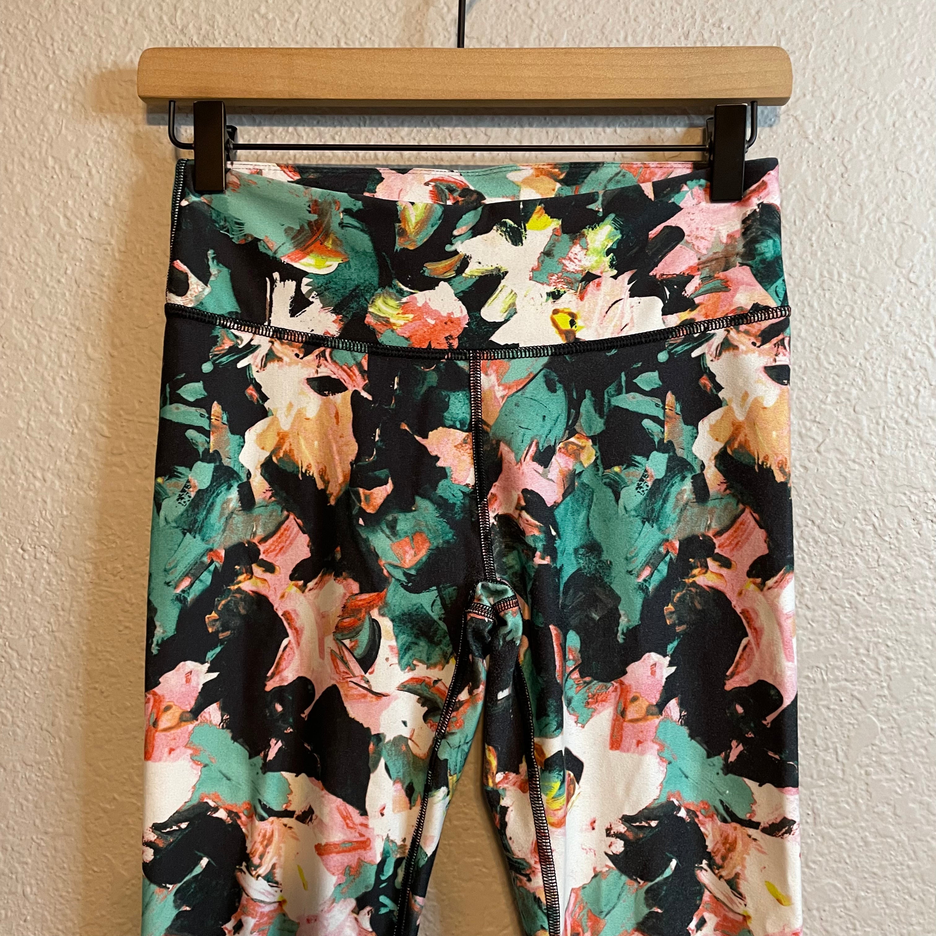 Abstract Cropped Leggings