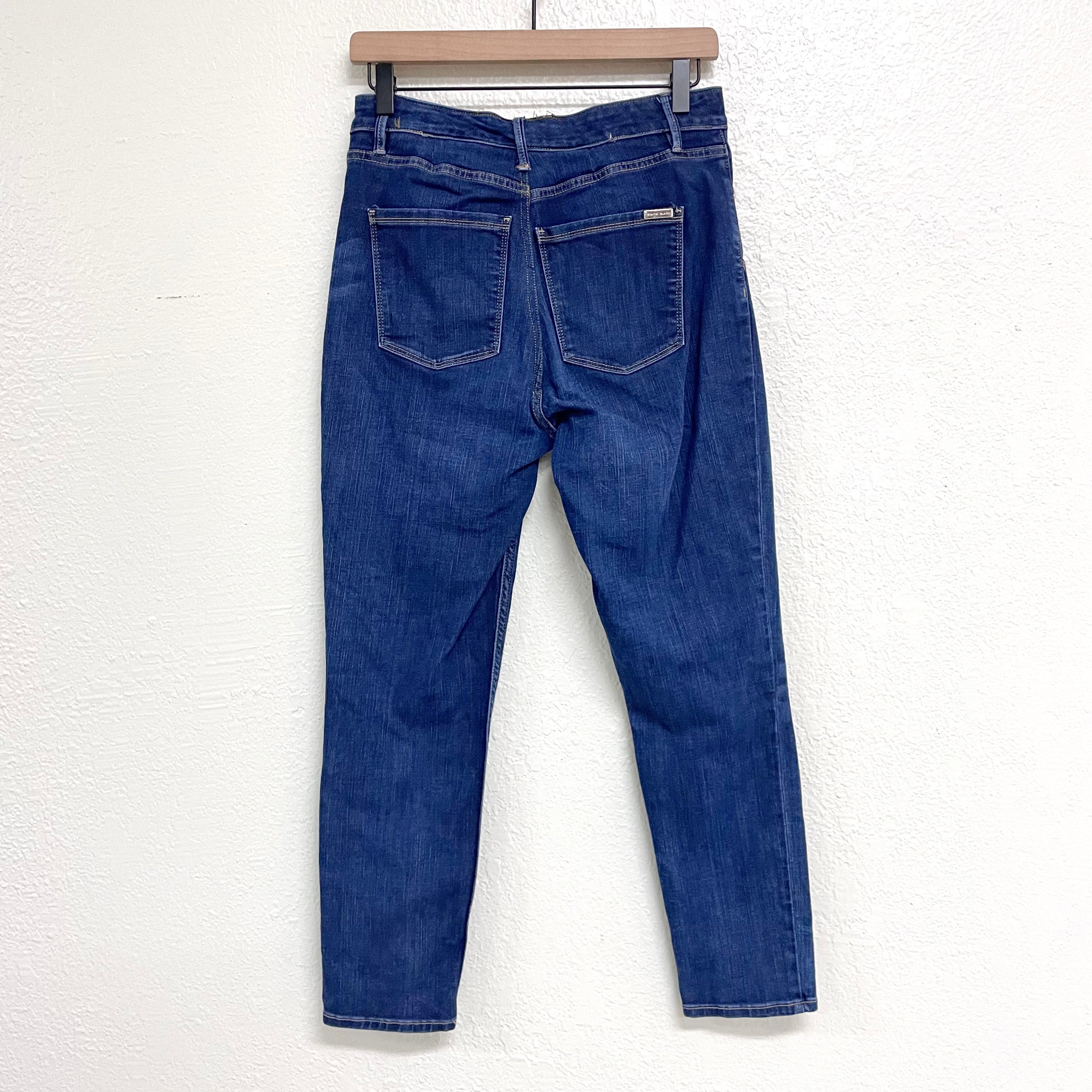 Mid Rise Crop Jeans