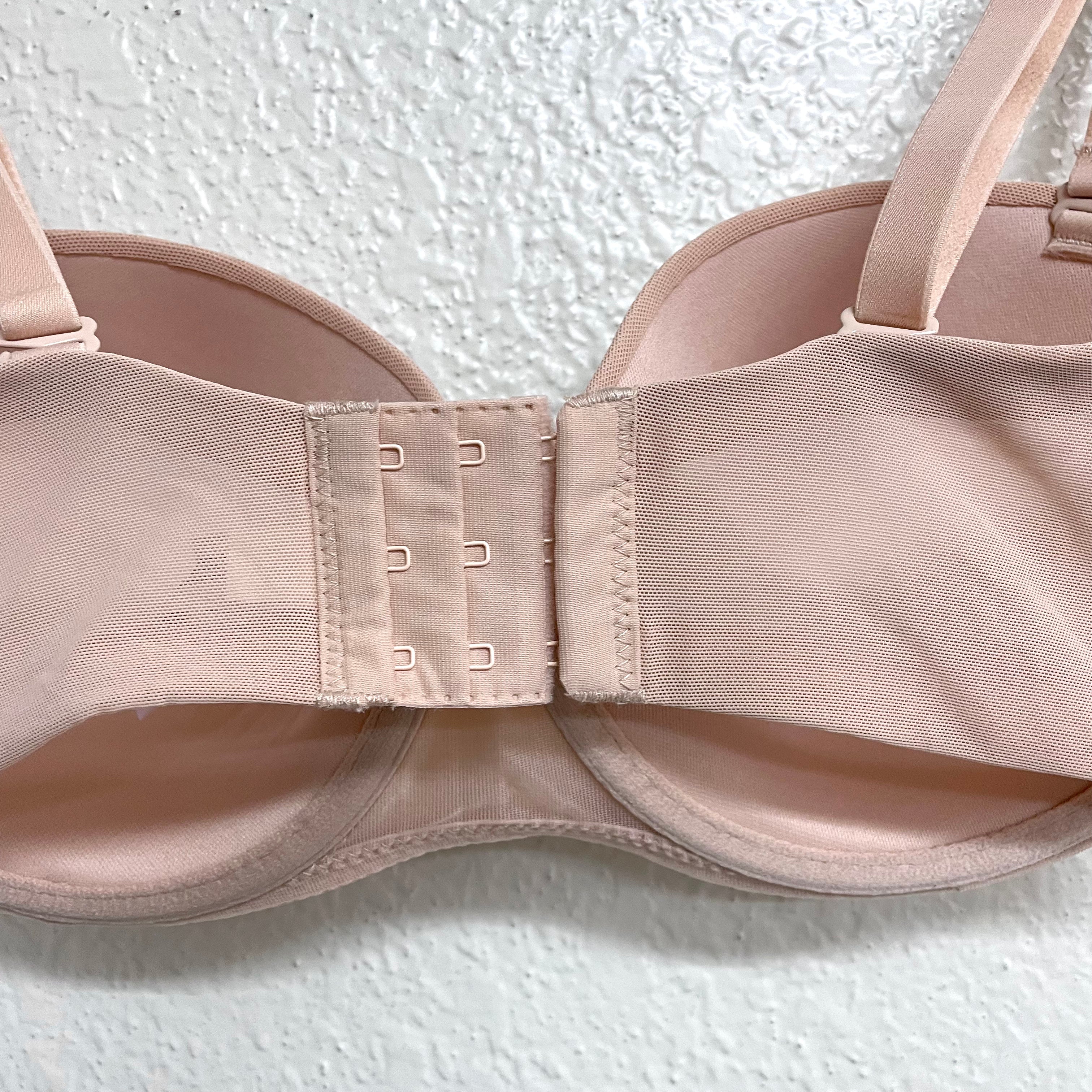 Lightly Lined Strapless Bra