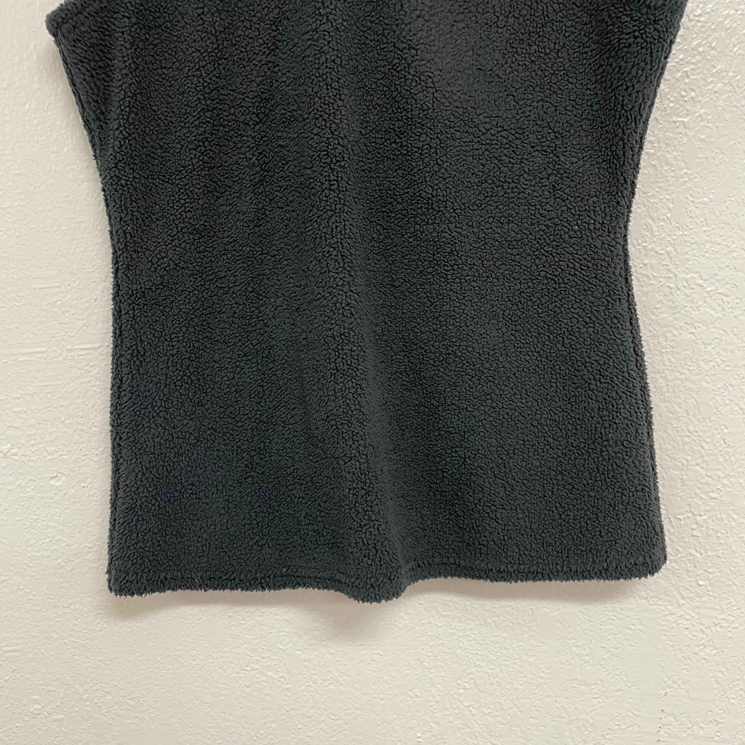 Sleeveless Fleece Vest