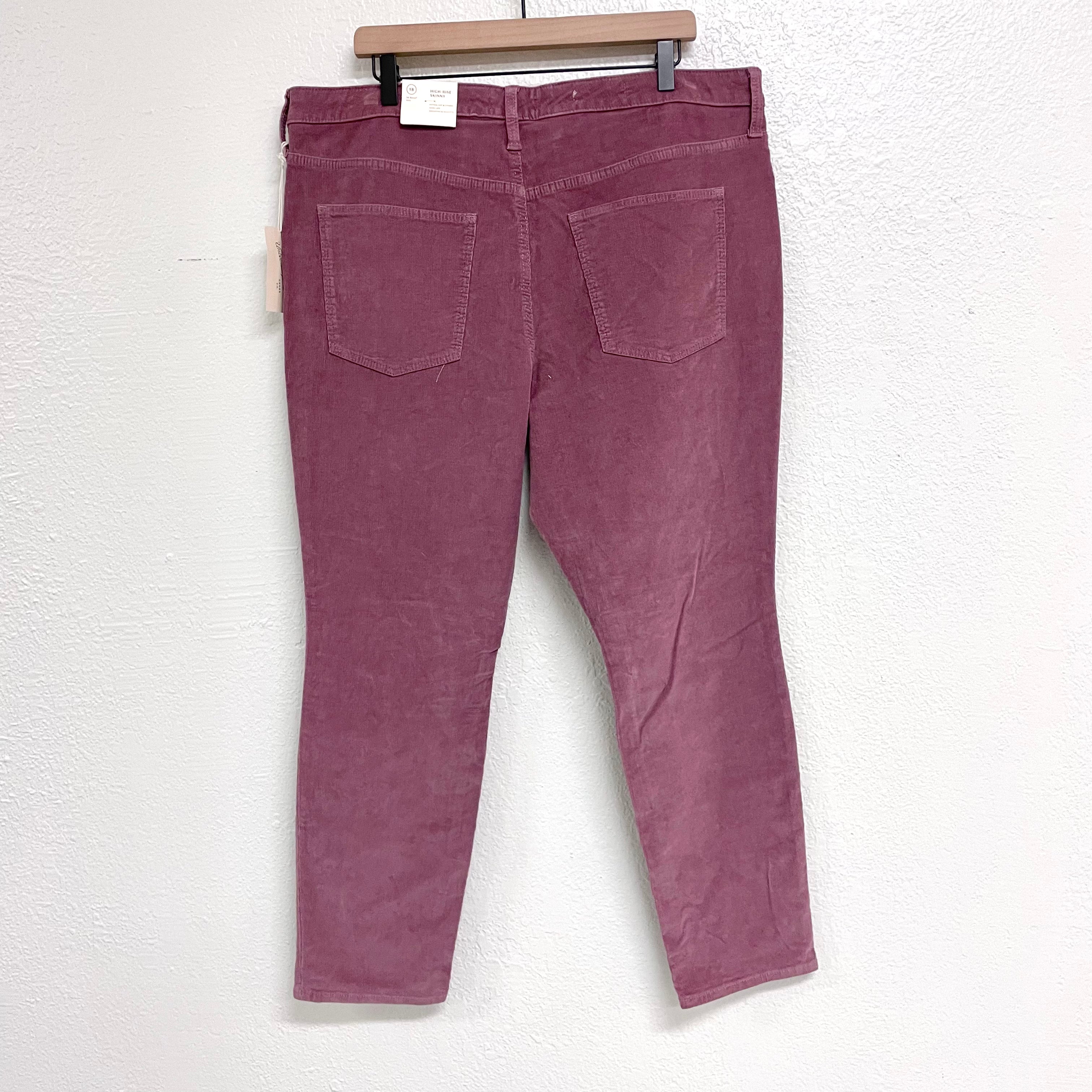 Skinny Corduroy Pants