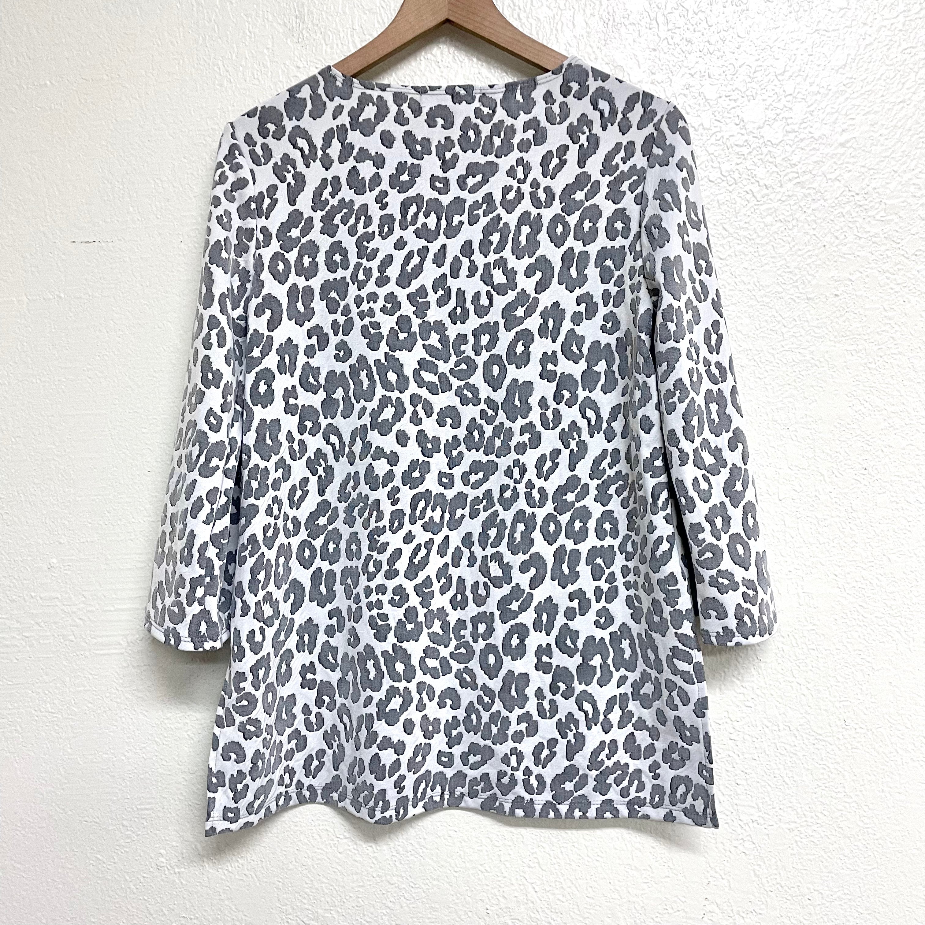 V-Neck Leopard Top