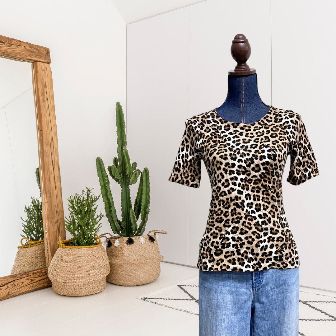 Leopard Print Short Sleeve Sweater