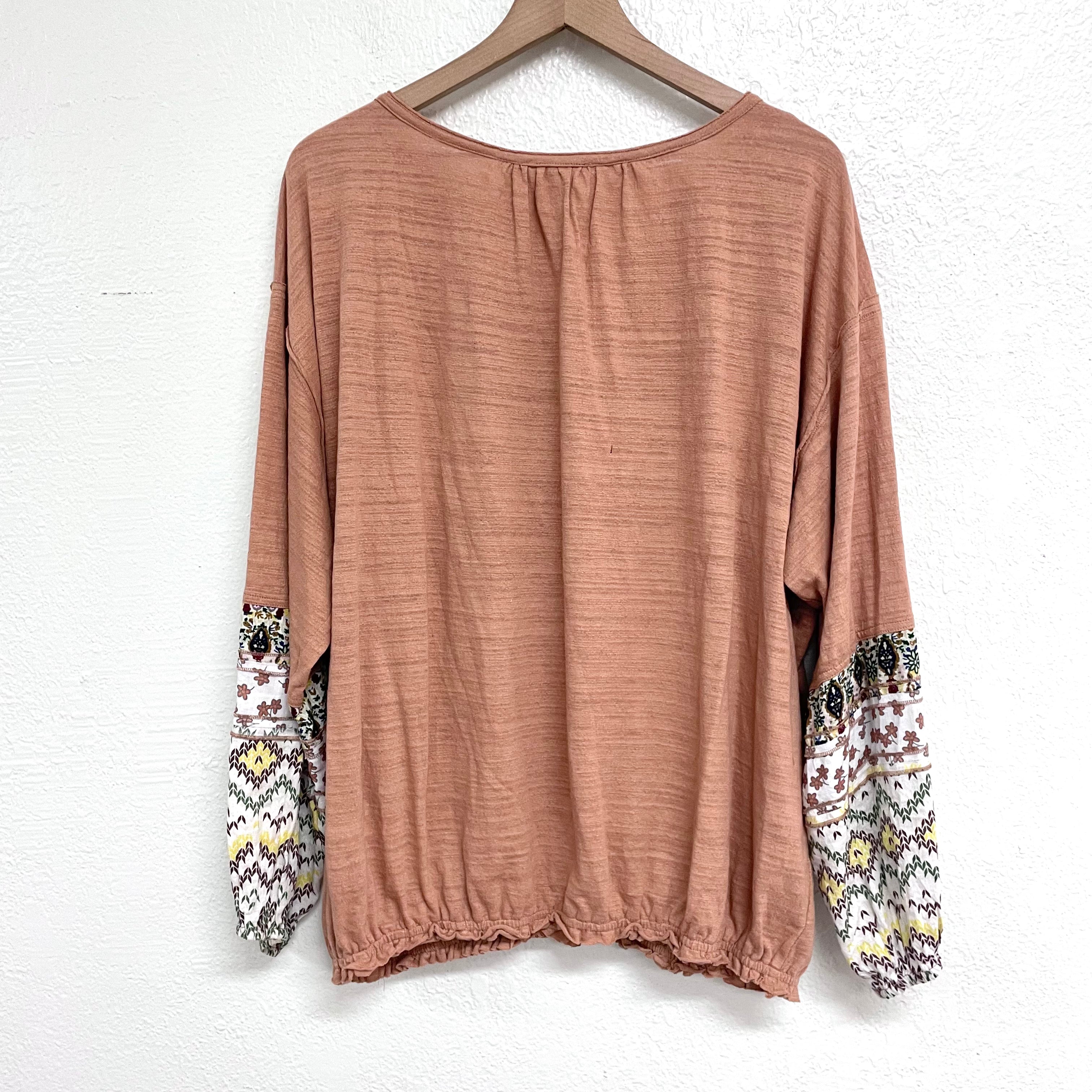 Keyhole Long Sleeve Top