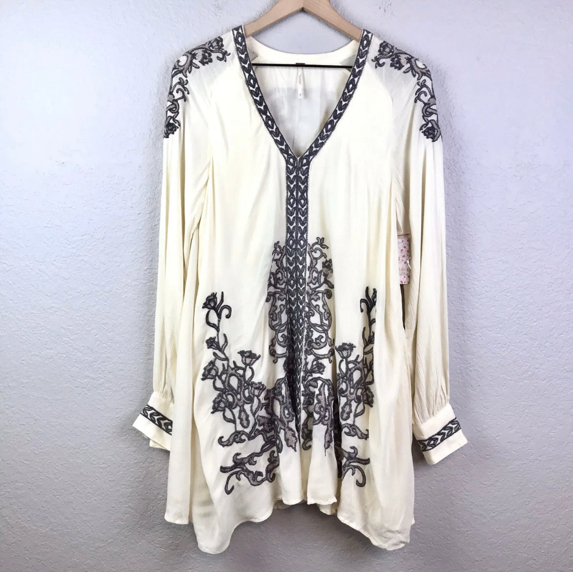 Embroidered Long Sleeve Dress