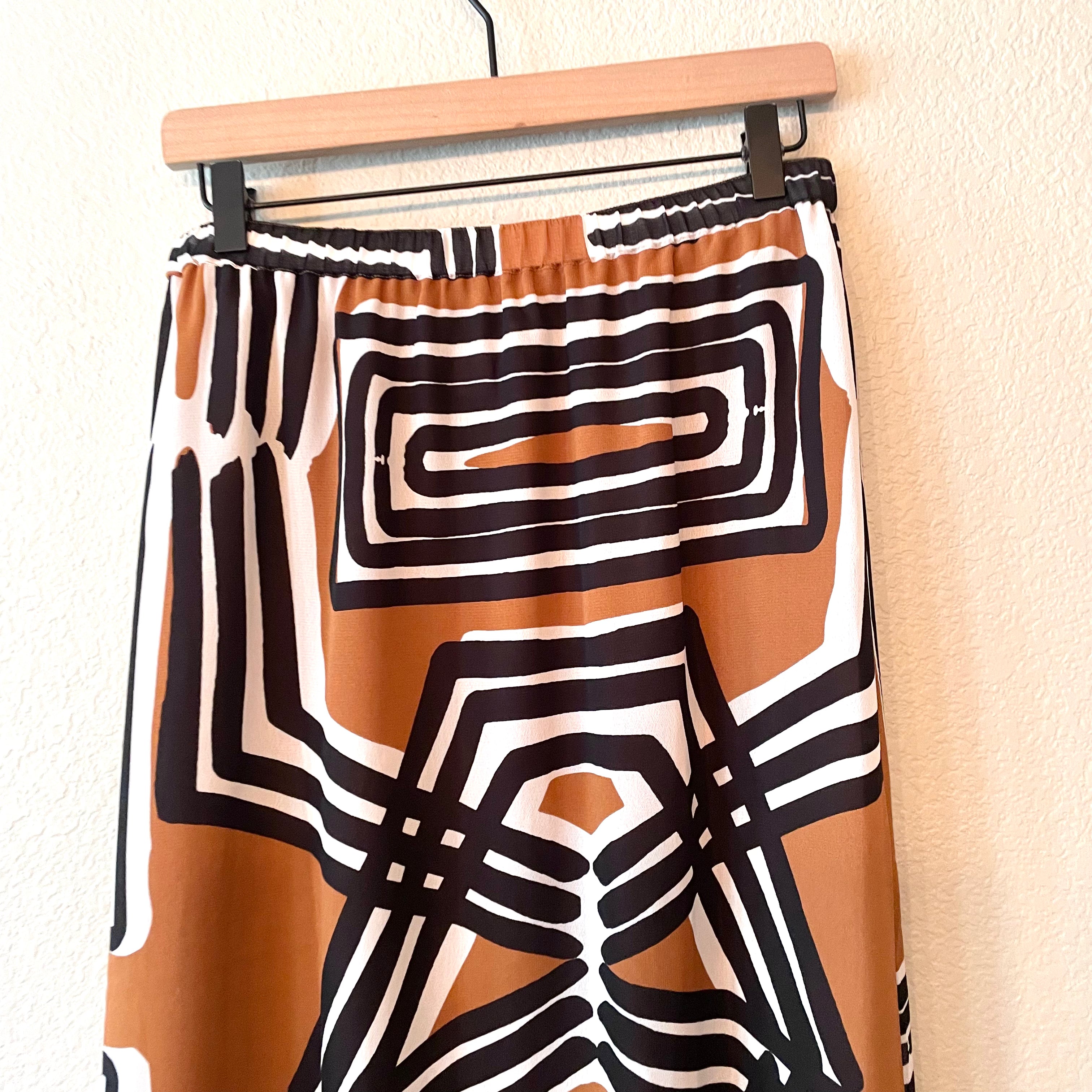 Geometric Print Maxi Skirt