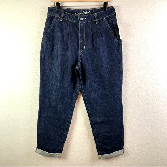 High Rise Taper Ankle Jeans