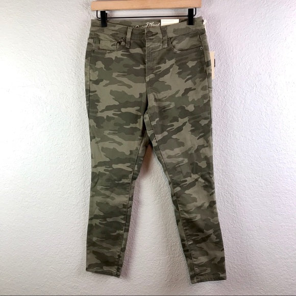 High Rise Skinny Crop Camo Jeans