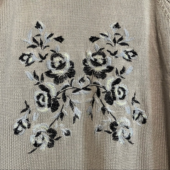 Floral Embroidered Cardigan