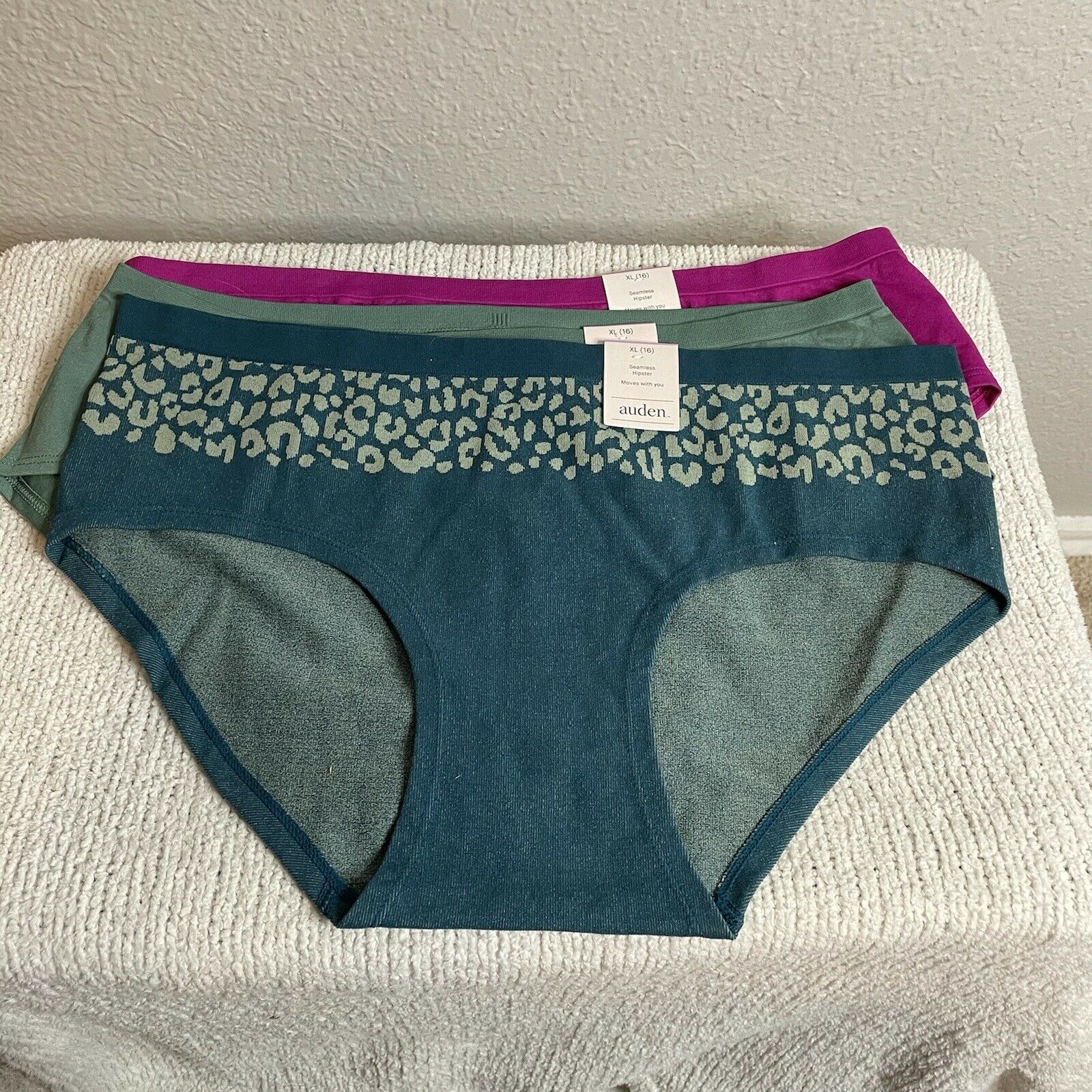 Seamless Hipster Underwear