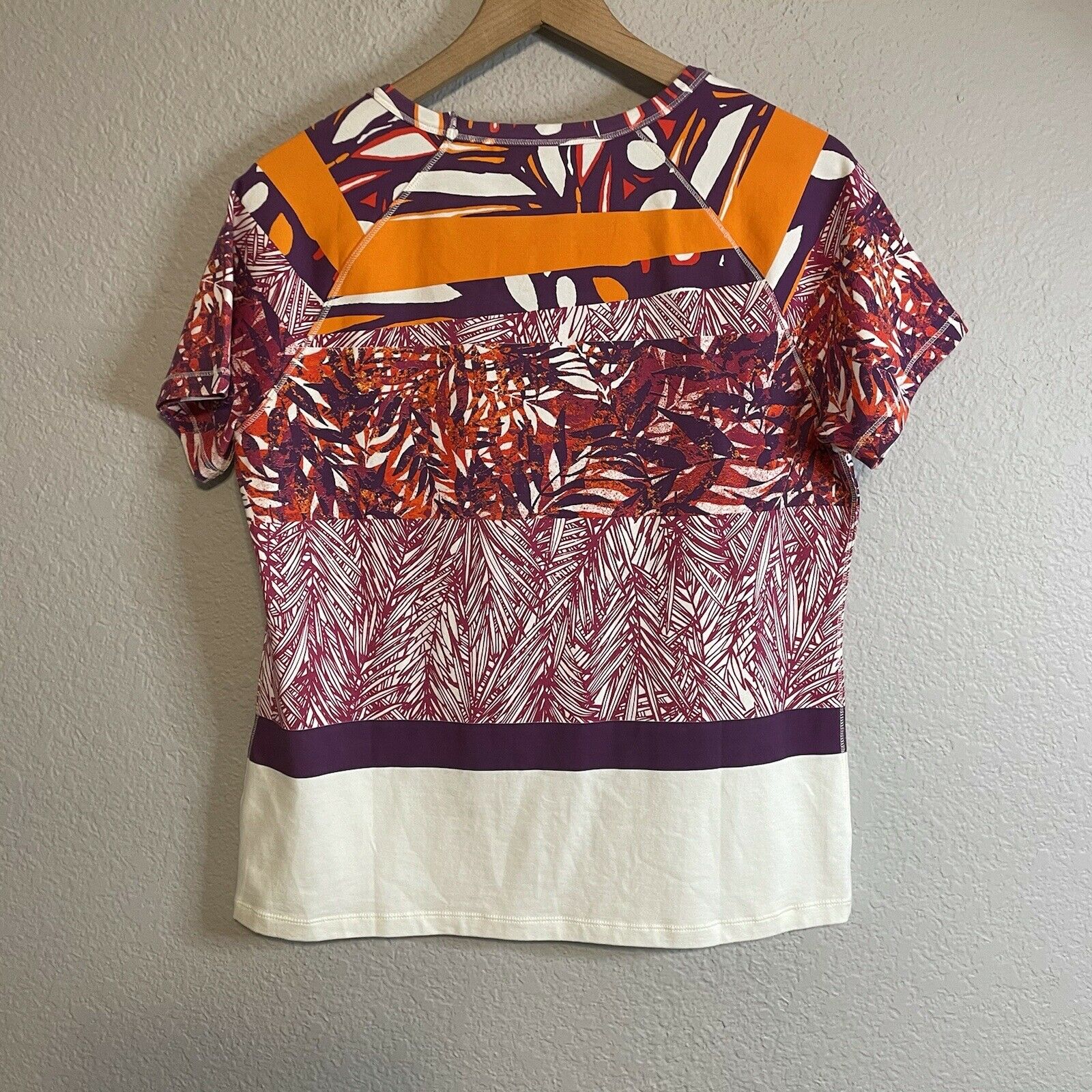 Color Block Leaf Print Tee