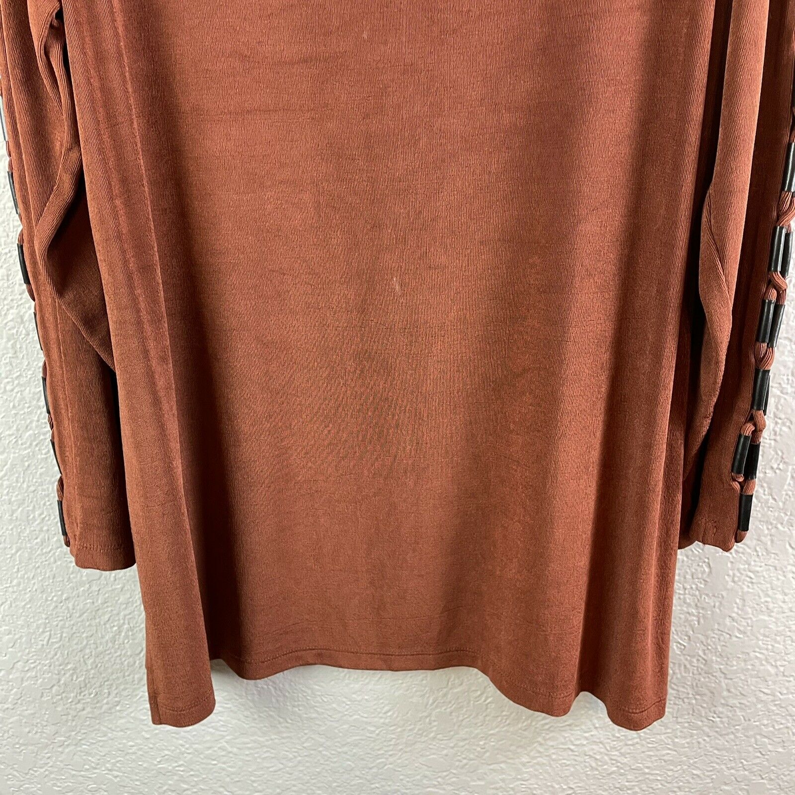 Open Tabbed Sleeve Top