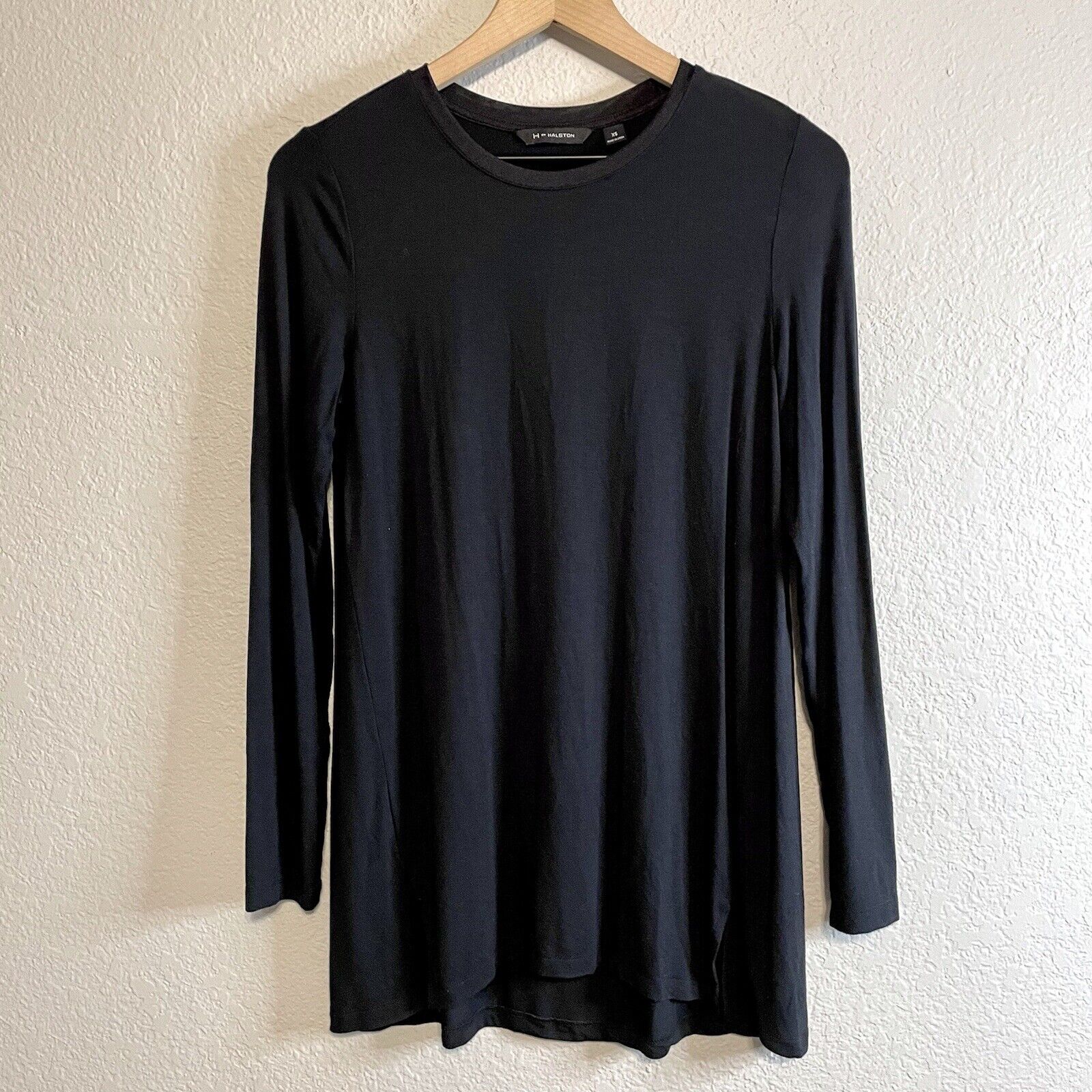 Essential Long Sleeve Tee