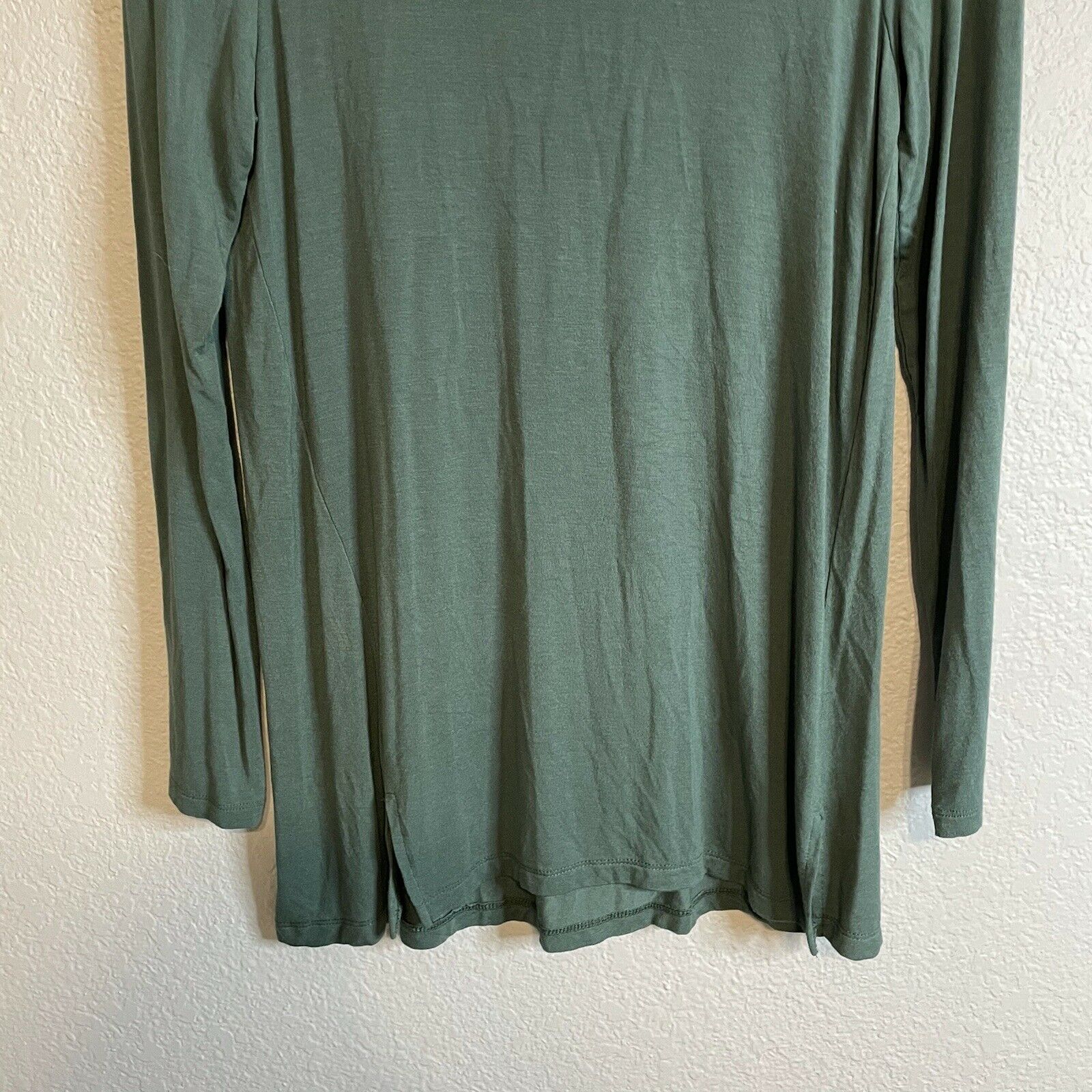 Essential Long Sleeve Top