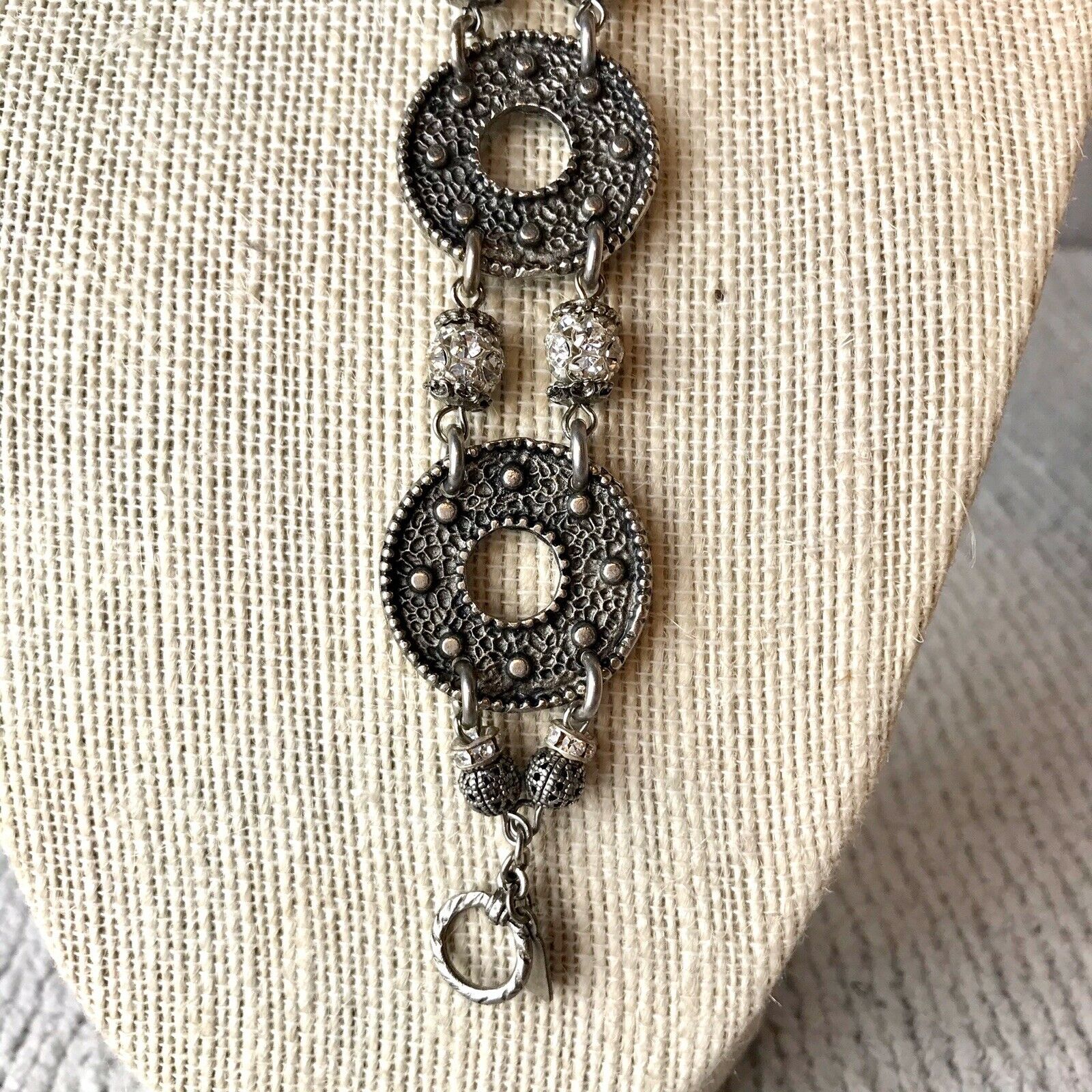 Circle Beaded Link Bracelet