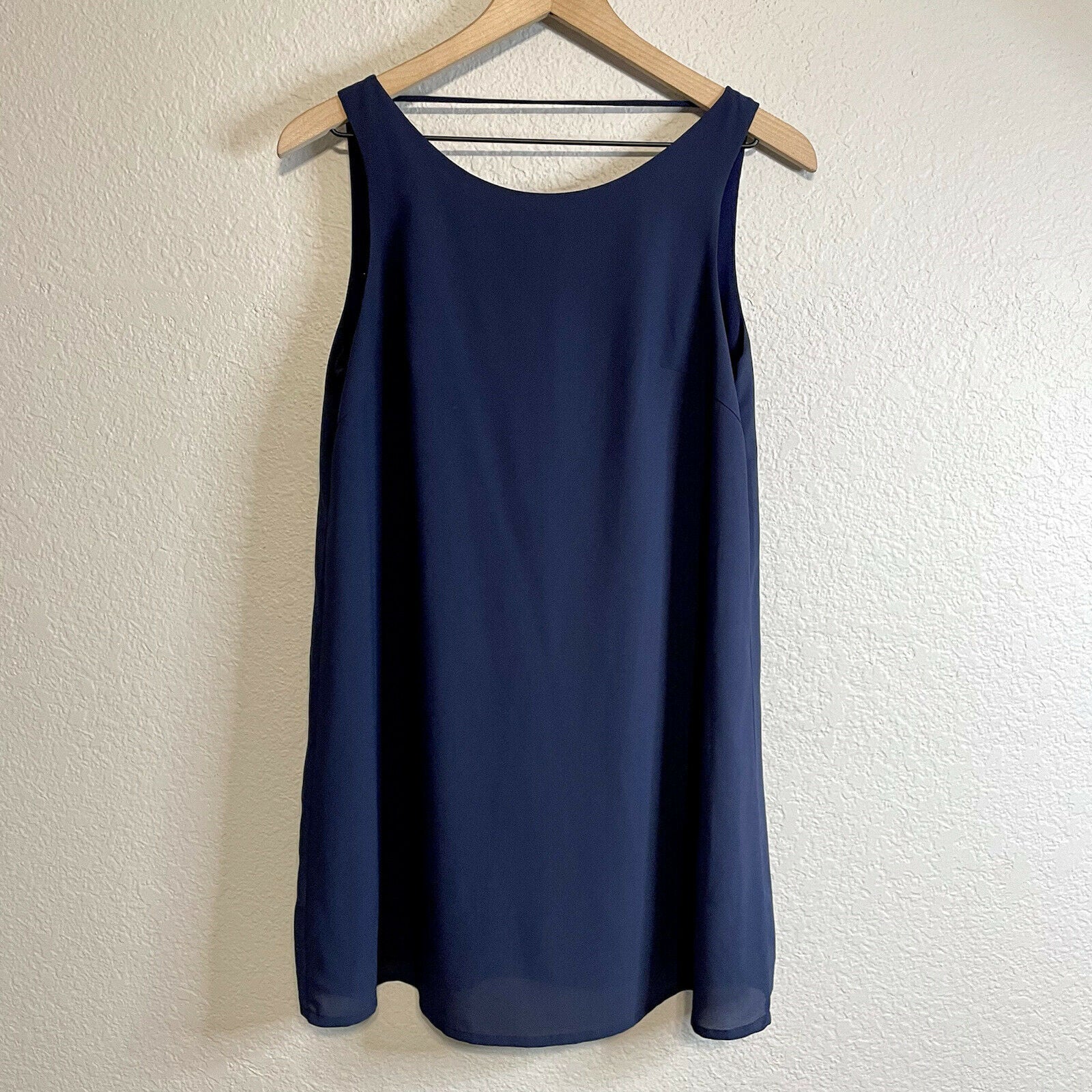 Low V-Back Tunic