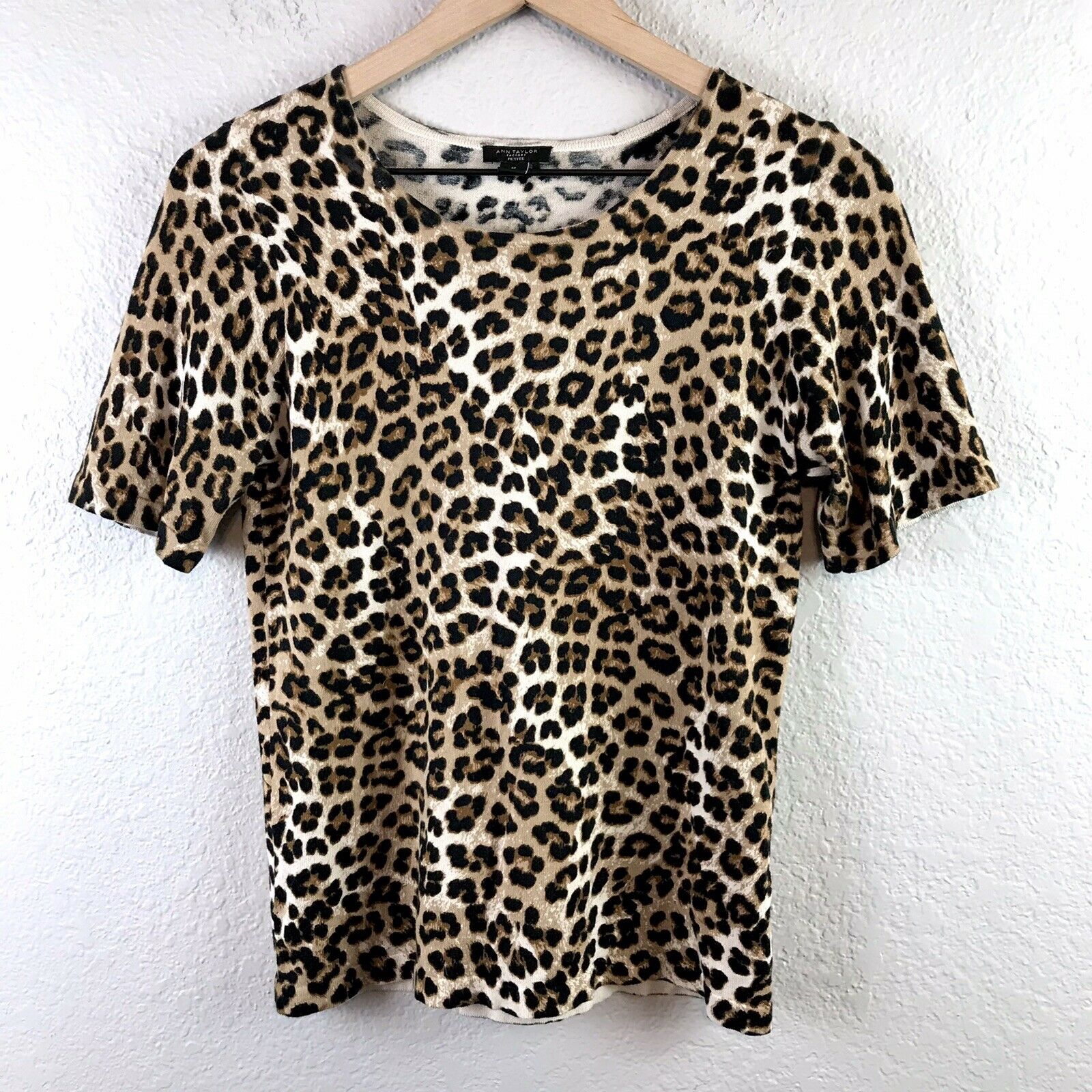 Leopard Print Short Sleeve Sweater