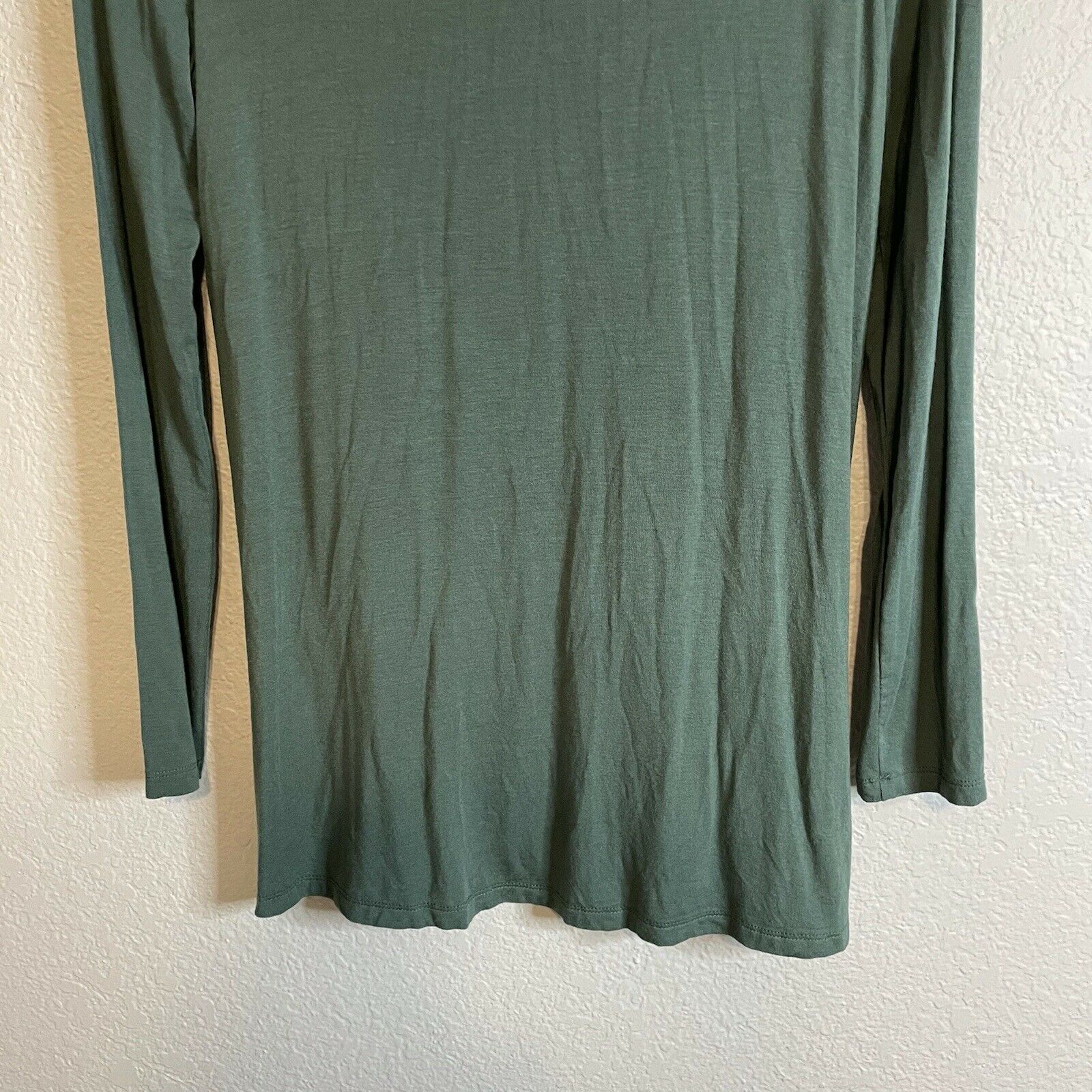 Essential Long Sleeve Top