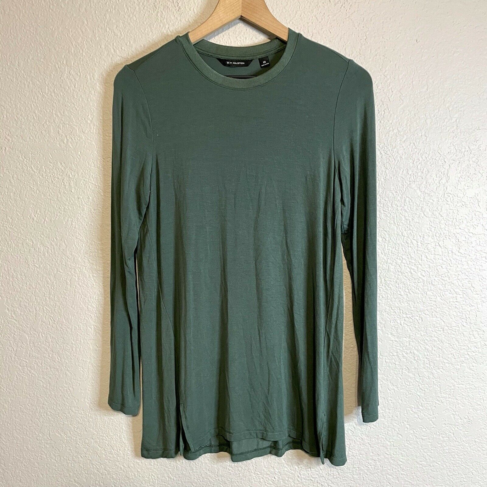 Essential Long Sleeve Top